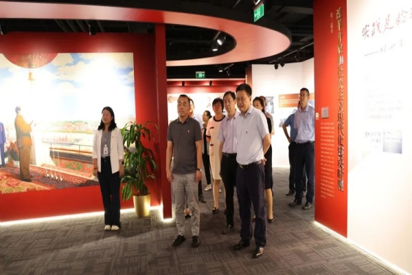 亦庄尊龙凯时集团领导班子深入开展集中调研 激发党建工作新活力