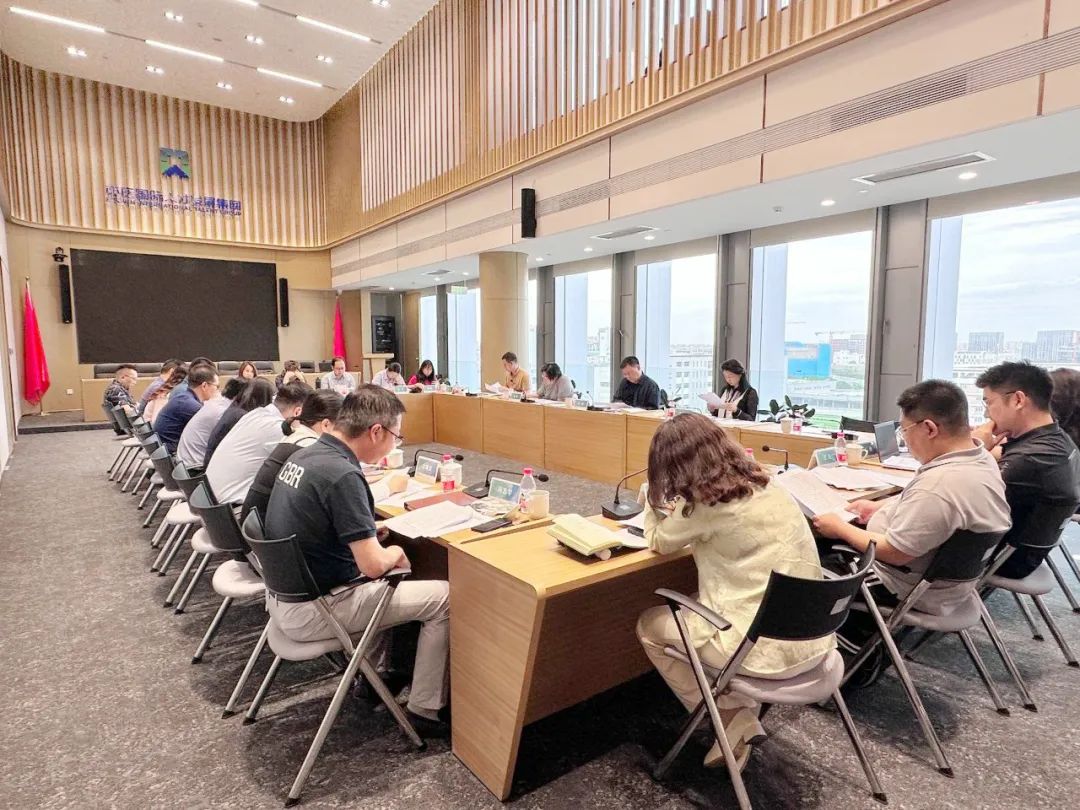 亦庄尊龙凯时集团召开2024年1—4月经济运行分析会